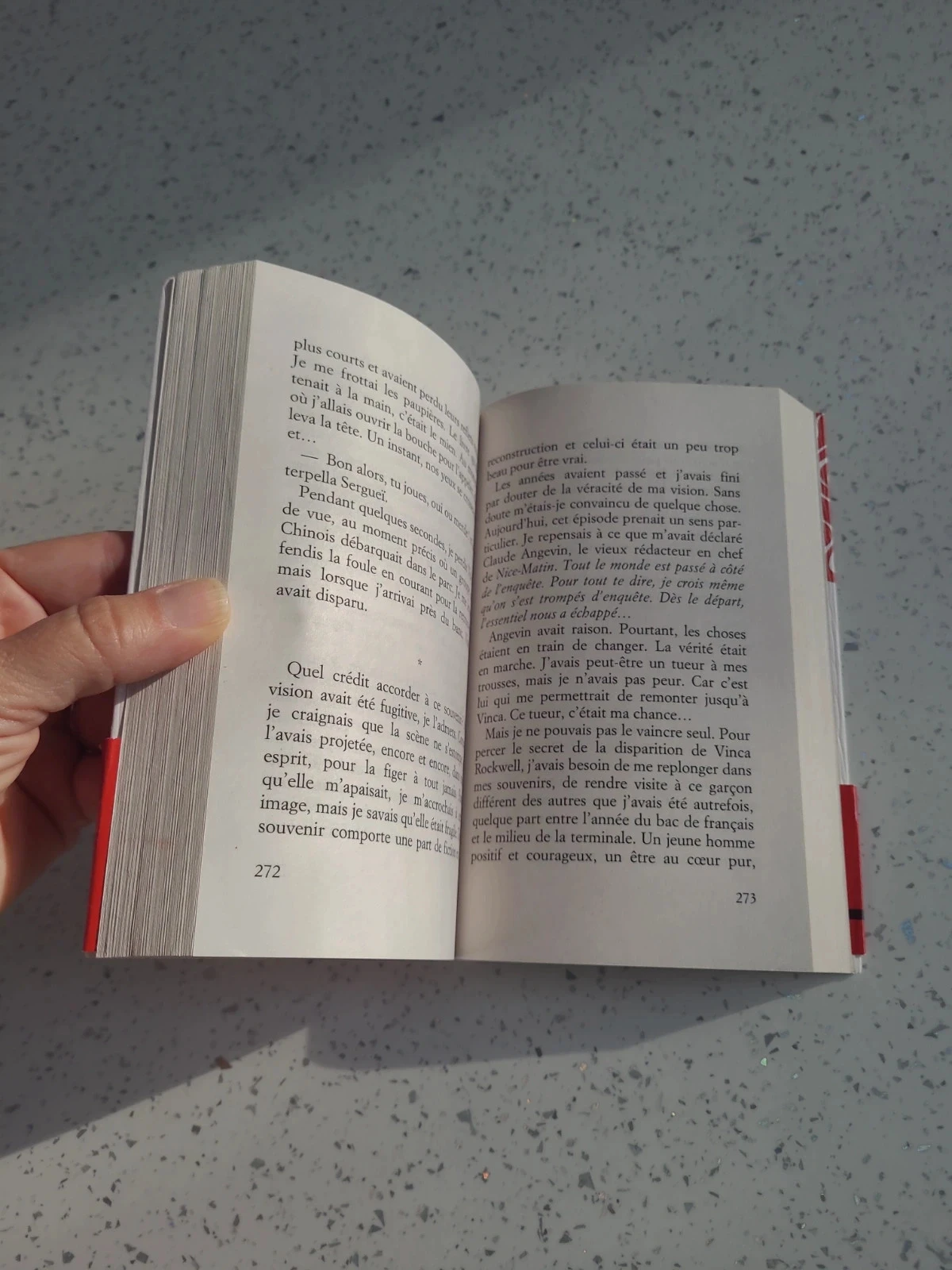 Boek "La jeune fille et la Nuit" – photo 4